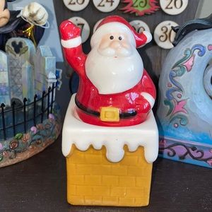 Santa Salt and pepper shaker chimney and Santa Claus new inbox